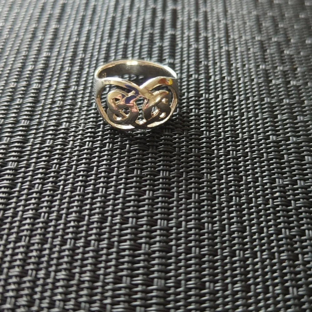 Sterling Silver Ring Size 5.5. - Picture 2 of 6